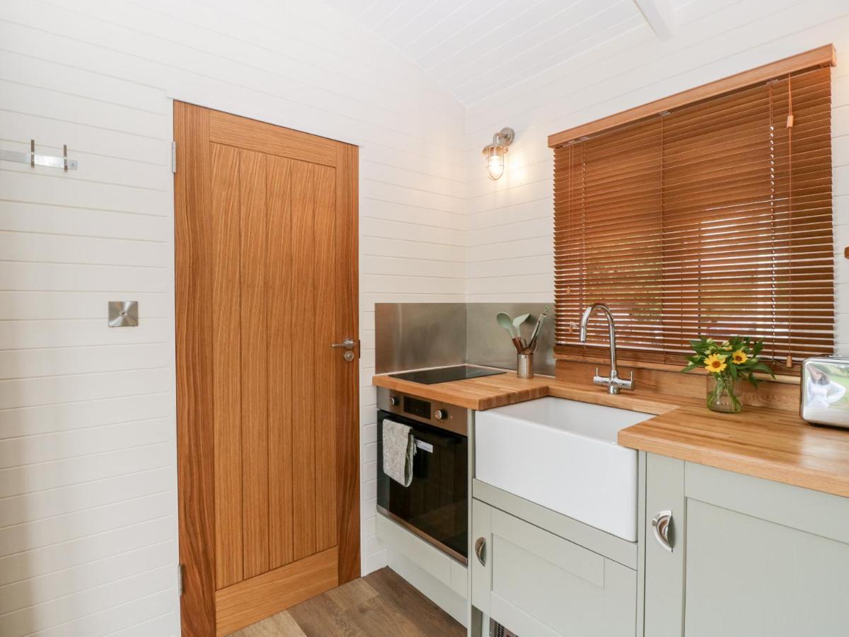 Hazel Villa Cirencester Exterior photo